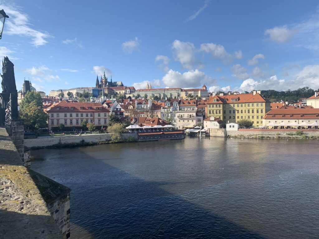 Puente Carlos